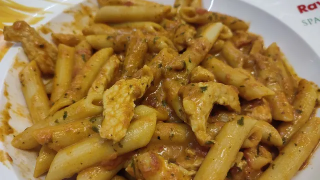 Penne in Tomatensoße